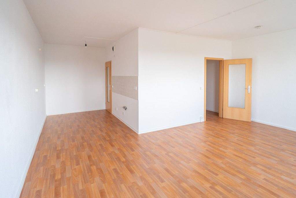 Offene lichtdurchflutete Familienwohnung mit Weitblick! – Chemnitz – Vorschaubild 5
