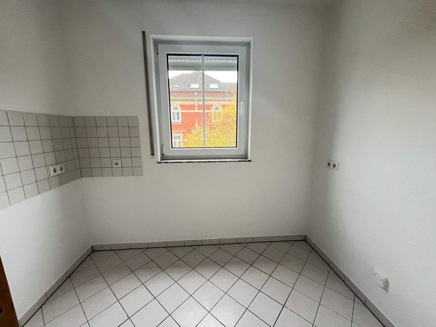 Gestalten Sie mit: Citywohnung mit neuem Vinylboden nach Wunsch – Chemnitz – Vorschaubild 6