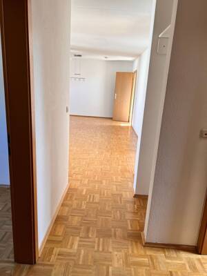 Helle, sonnige 2,5 ZKB mit Balkon und Loggia in Bestlage! – 34128 Kassel – Vorschaubild 5