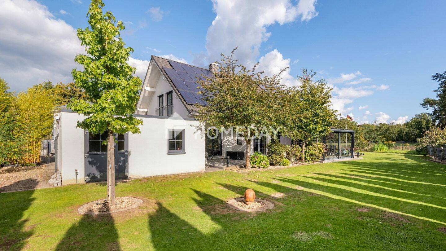 Hocheffizientes A+-Einfamilienhaus mit PV-Anlage, großem Speicher & Wallbox - Premium Standard – Berlin – Vorschaubild 6