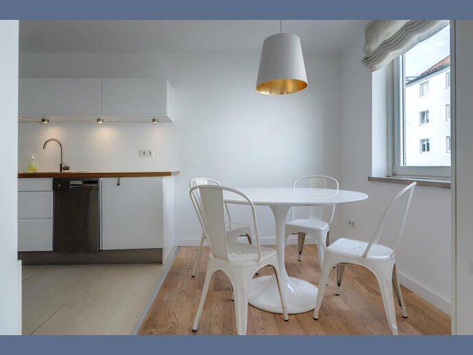 Möbliert: Voll möblierte Balkonwohnung – München – Vorschaubild 6