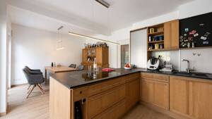 Attraktives Wohnen in Köln Höhenhaus: Modernisiertes 3-Parteienhaus. 188 qm, 8,5 Z. Traumgarten. (Variante) – 51061 Köln – Vorschaubild 6