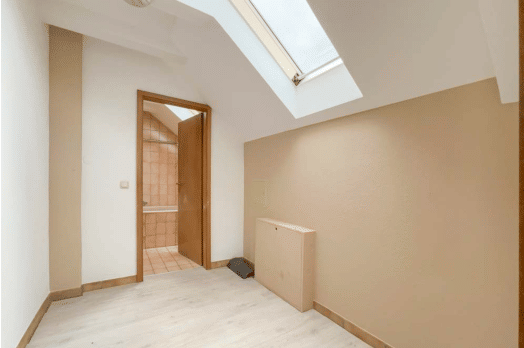 Helles Dachgeschossapartment mit Balkon und Weitblick – Wuppertal – Vorschaubild 4