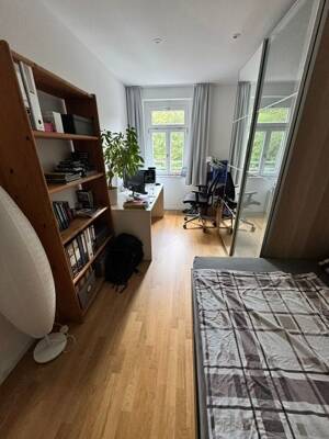 (23) Blick ins Grüne, helles 1,5 Zimmer Appartment, gehobene Ausstattung, FBH, EBK, Nähe Kopfklinik, Uni und Zentrum