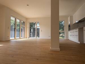 Großzügige Familienwohnung mit Terrasse – 12555 Berlin – Vorschaubild 1