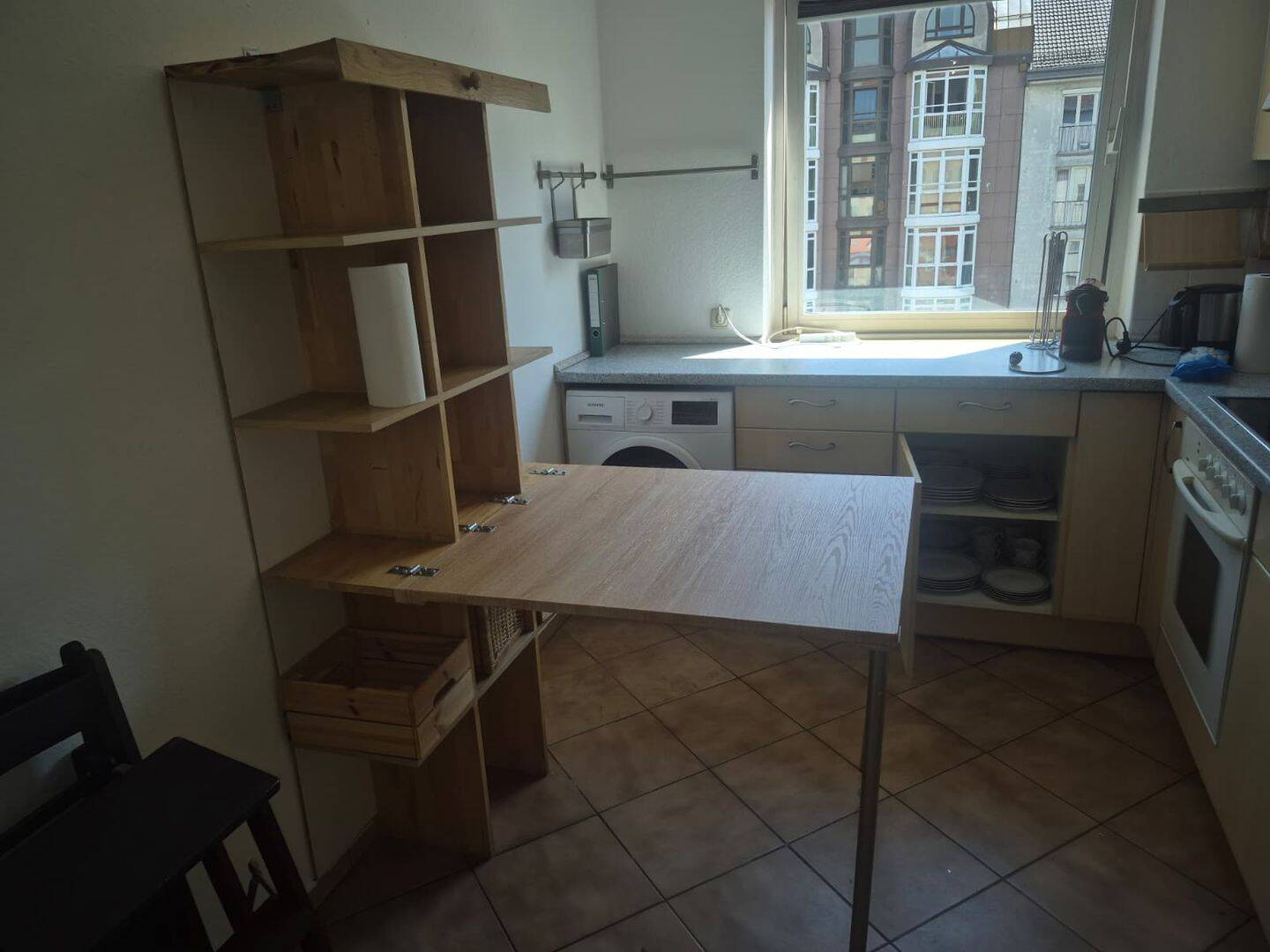 Real Schwabing, direct in Leopoldstr central but quiet, ready to move. all inclusive (Electricity also) – München – Vorschaubild 6