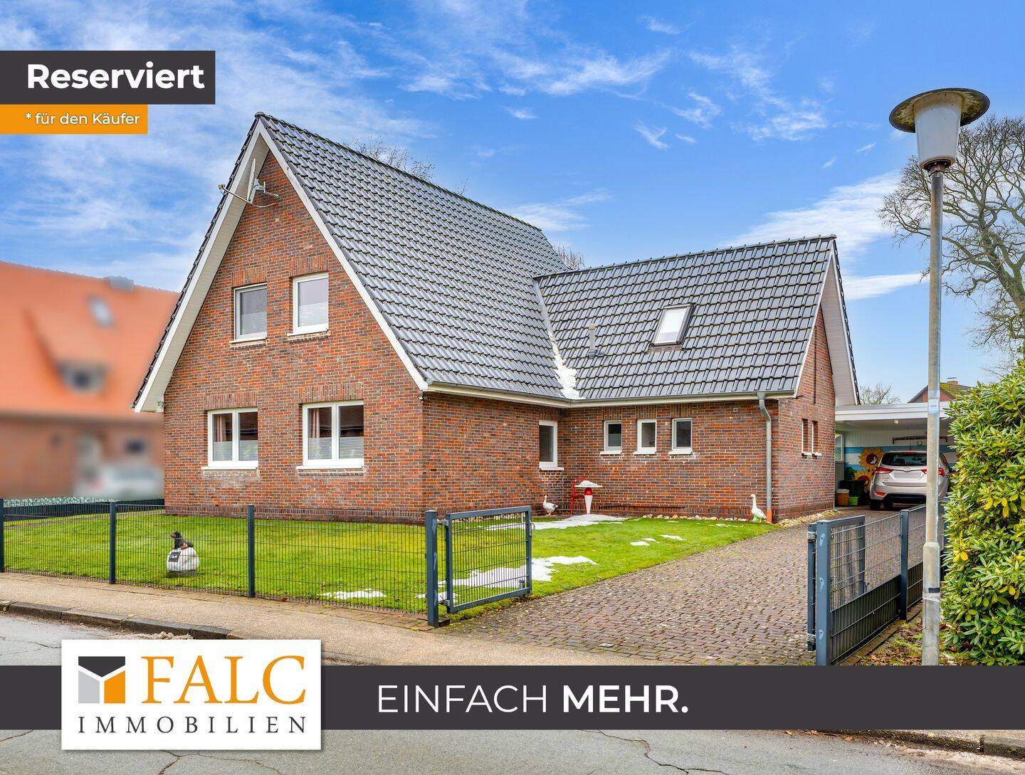 Reserviert! Charmantes Einfamilienhaus im Zentrum von Apen mit außergewöhnlichem Grundstück – Apen – Bild 1 von 9