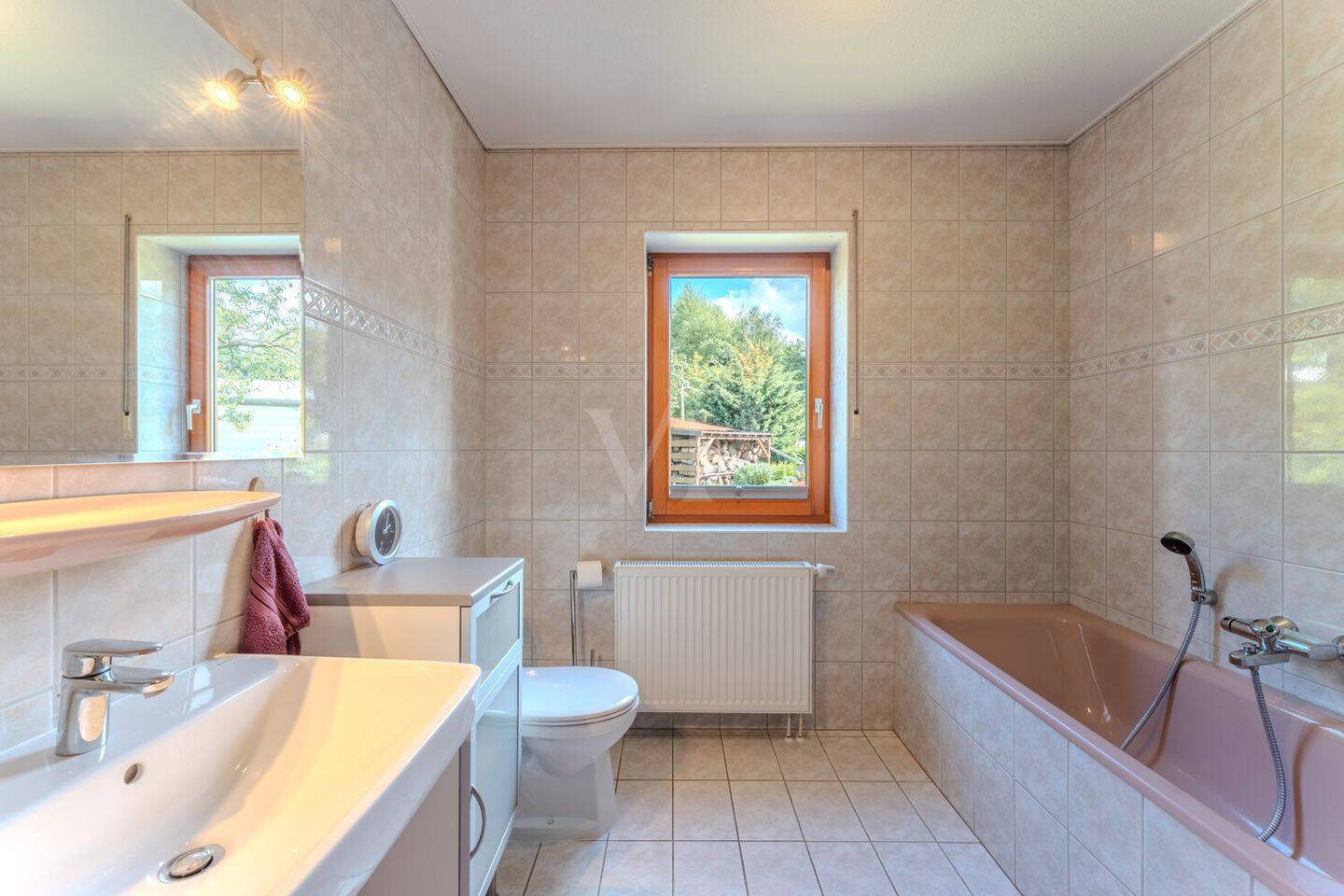 Familienfreundliches Einfamilienhaus mit 5 Zimmern und ruhigem Garten – Berlin – Vorschaubild 5