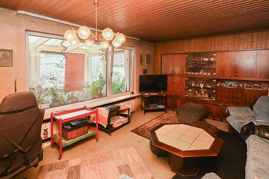 Lachendorf: Idyllisches Einfamilienhaus mit Wintergarten und großem Garten! – Lachendorf – Vorschaubild 2