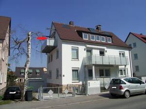 Charmante 3,5 Zimmer-DG-Wohnung mit ausgebauter Bühne in Bad Cannstatt