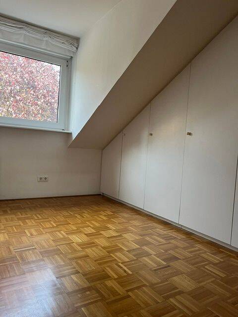 Nachmieter für Reihenhaus; Garten;Garage zum 15.09.2026 gesucht – Düsseldorf – Vorschaubild 2