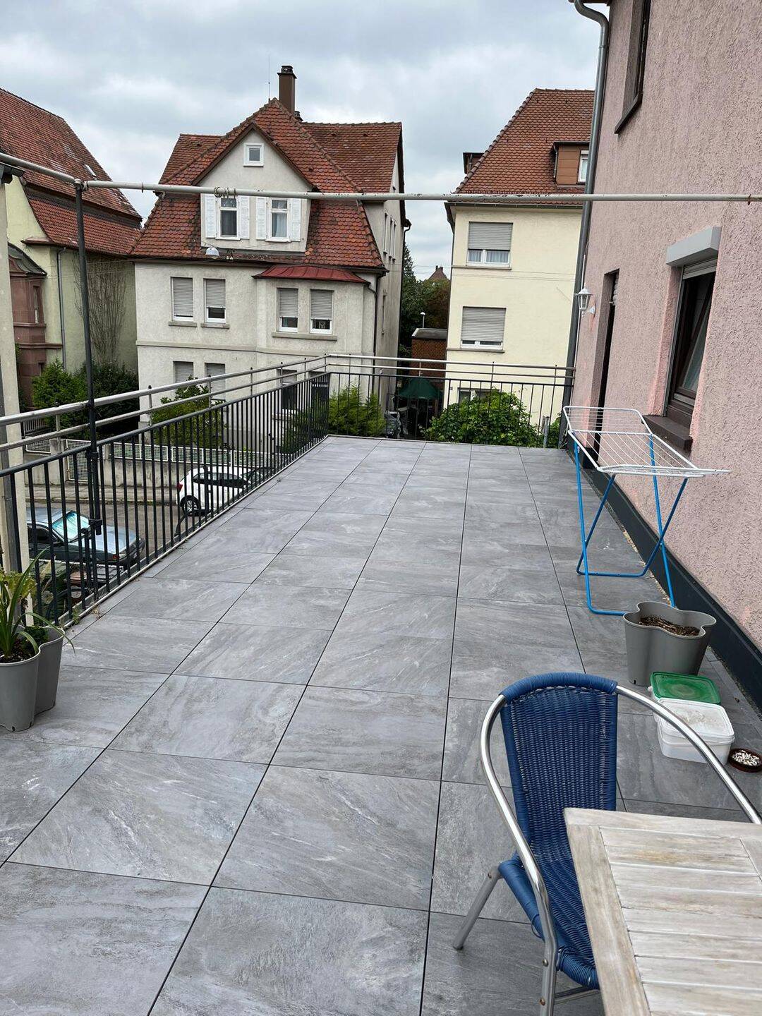 3 Zimmerwohnung mit Terrasse + KFZ Stellplatz – Stuttgart – Vorschaubild 2