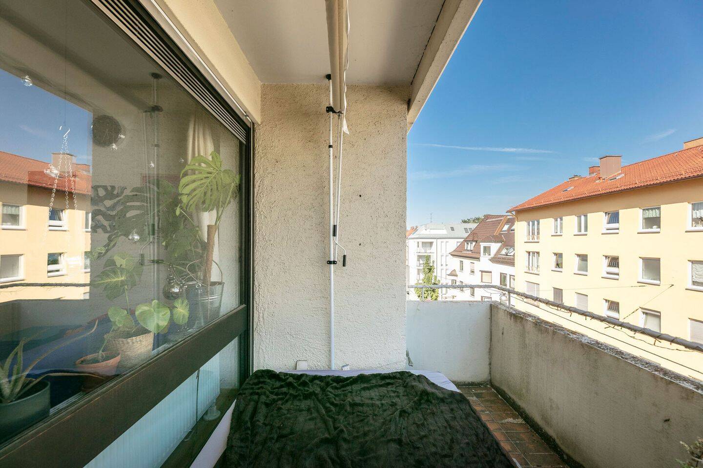 Gut vermietetes Apartment = Solide Kapitalanlage im Zentrum – Neu-Ulm – Vorschaubild 8