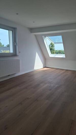 ✨Erstbezug nach Renovierung: Moderne 3-Zimmer-Dachgeschoß-Wohnung mit Klimaanlage in Essen-Schönebeck – 45359 Essen – Vorschaubild 7