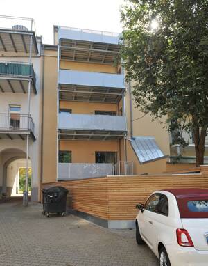 Exklusive Dachgeschosswohnung mit wunderschöner Ausstattung in zentraler Lage! – 8056 Zwickau – Vorschaubild 2