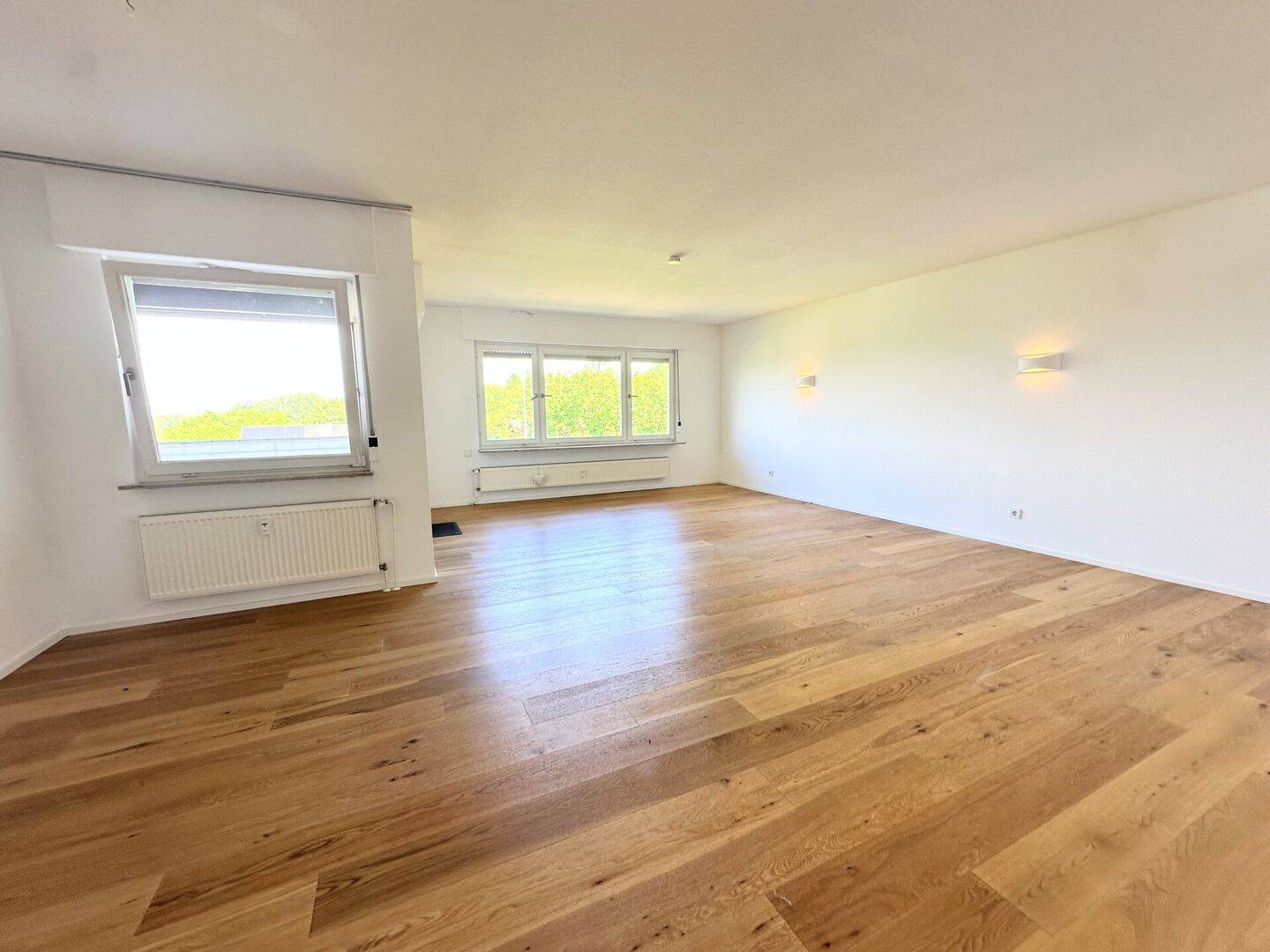Gepflegtes Freistehendes Einfamilienhaus mit Anliegerwohnung, Gartenidylle, Terrasse und Garage – Solingen – Vorschaubild 7