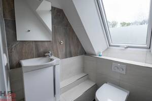 WG-Traum - nicht nur für Sportler! Exklusive möblierte 7-Zimmer-Wohnung – 27572 Bremerhaven – Vorschaubild 8