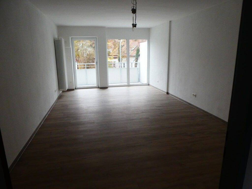 Schönes 1-Zimmer Apartment mit Balkon – Regensburg – Vorschaubild 2