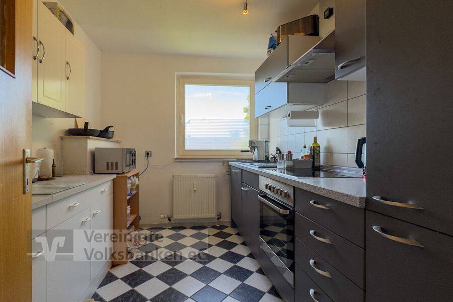 Tolle 3 Zimmer Wohnung mit Balkon und Autoabstellplatz zu verkaufen! – Reutlingen – Vorschaubild 4