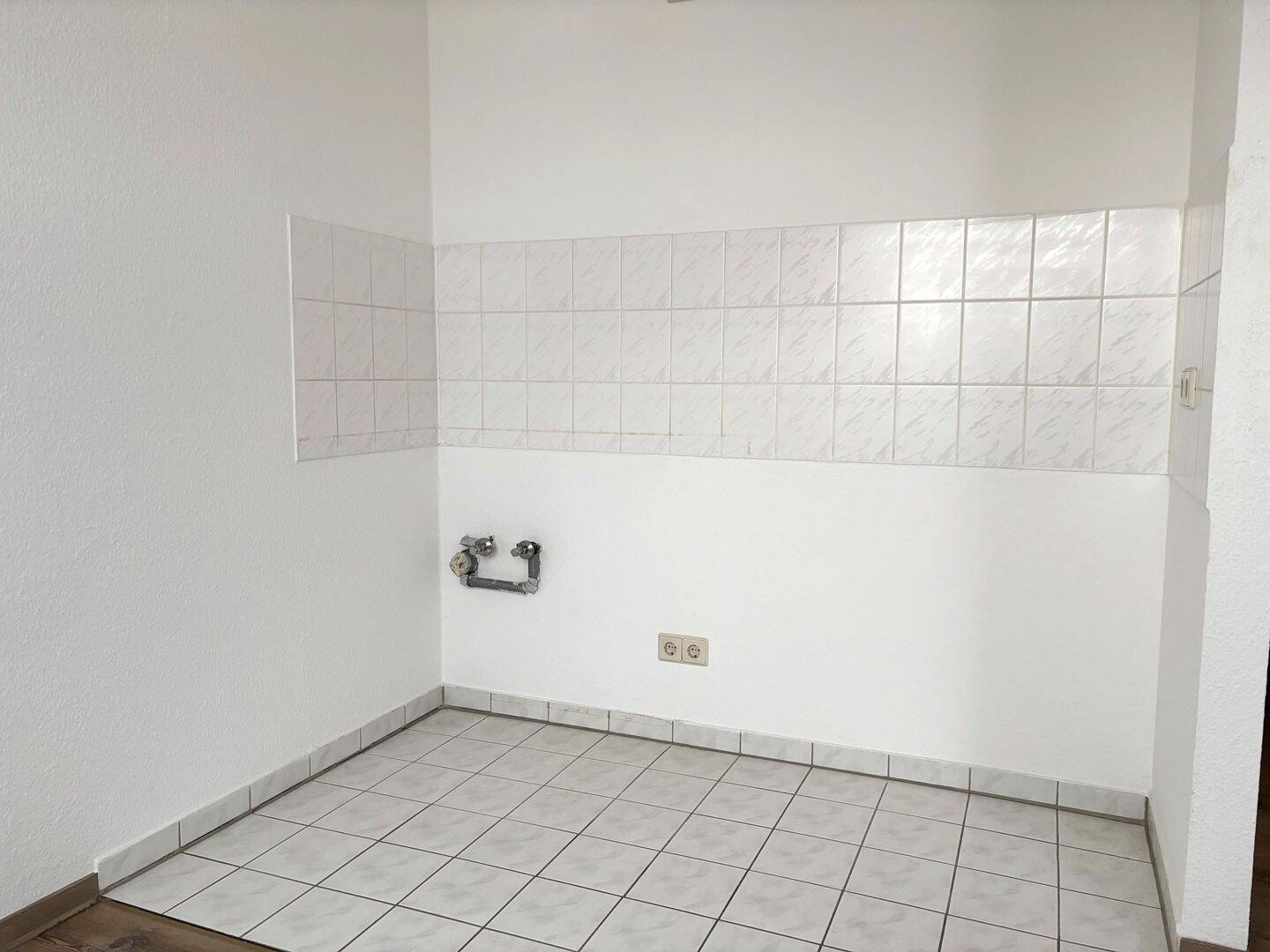FÜR SENIOREN // Charmante 1-Raum-Wohnung in Service-Wohnanlage für Senioren – Leipzig – Vorschaubild 6