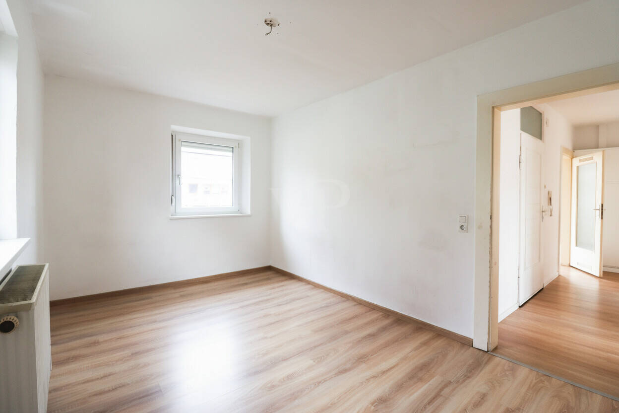 Aufgepasst: Zweifamilienhaus mit viel Potential! – Ansbach – Vorschaubild 6