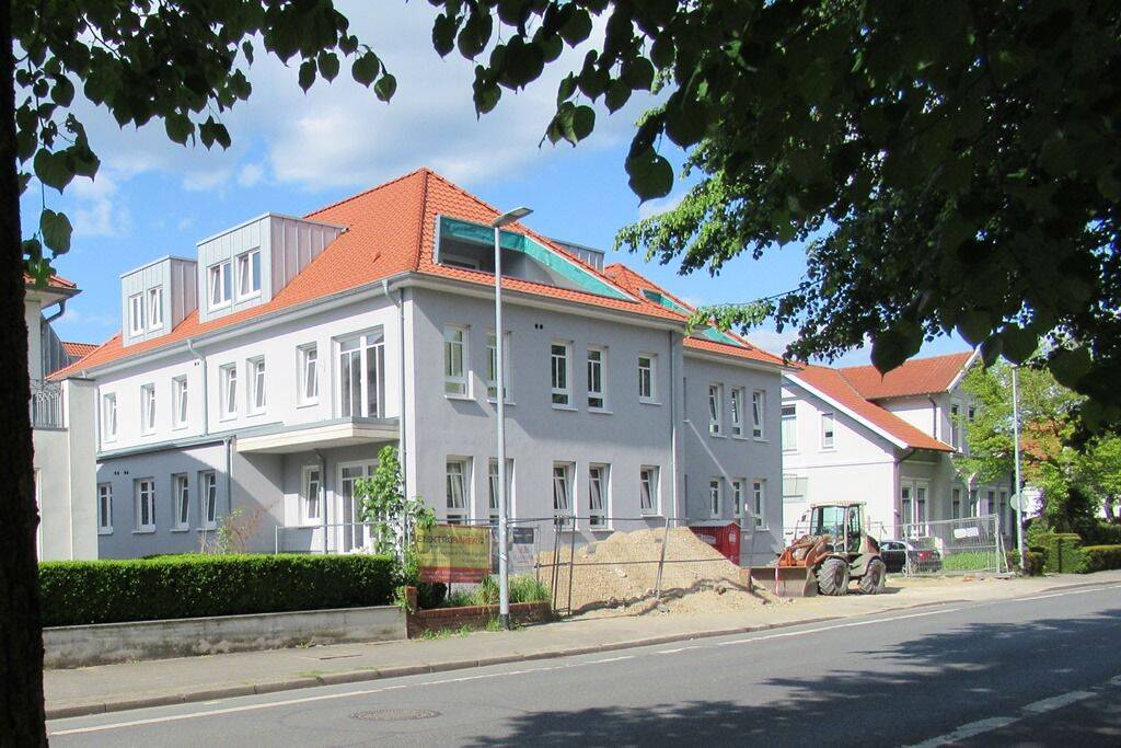 Exklusive 2-Zi. Whg. 1.OG, m. Balkon Neubau-Erstbezug in topzentraler Stadtlage