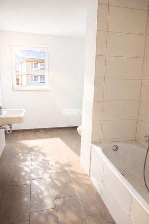 antaris Immobilien GmbH ** Ihr Platz zum Leben-Charmante 3-Raum-Wohnung mit modernem Wohnkonzept** – 99084 Erfurt – Vorschaubild 8