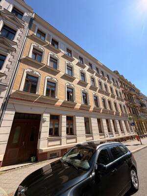 käuferprovisionsfrei // 2-Raum Wohnung mit Balkon und Parkett // vermietet