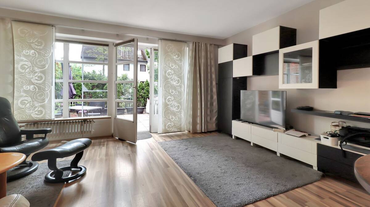 Gepflegtes Reihenendhaus mit vielseitigem Raumangebot in Berlin-Spandau - RESERVIERT – 13581 Berlin – Bild 1 von 9