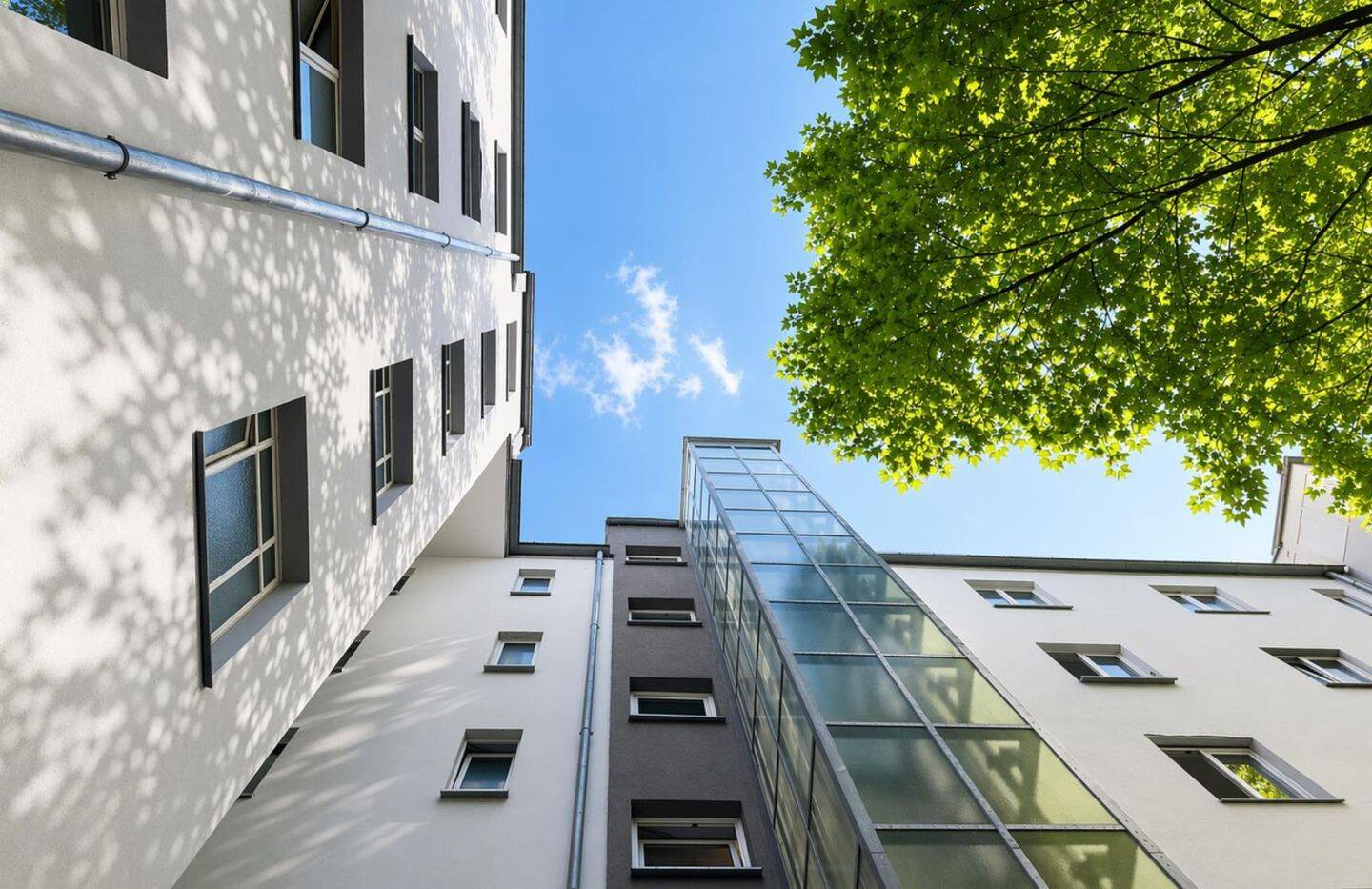 Sanierte Balkonwohnung in Neukölln – Berlin – Vorschaubild 5