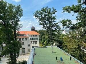 *Erstbezug - großzügige 3,5 Raumwohnung in saniertem Altbau* – 1324 Dresden – Vorschaubild 2