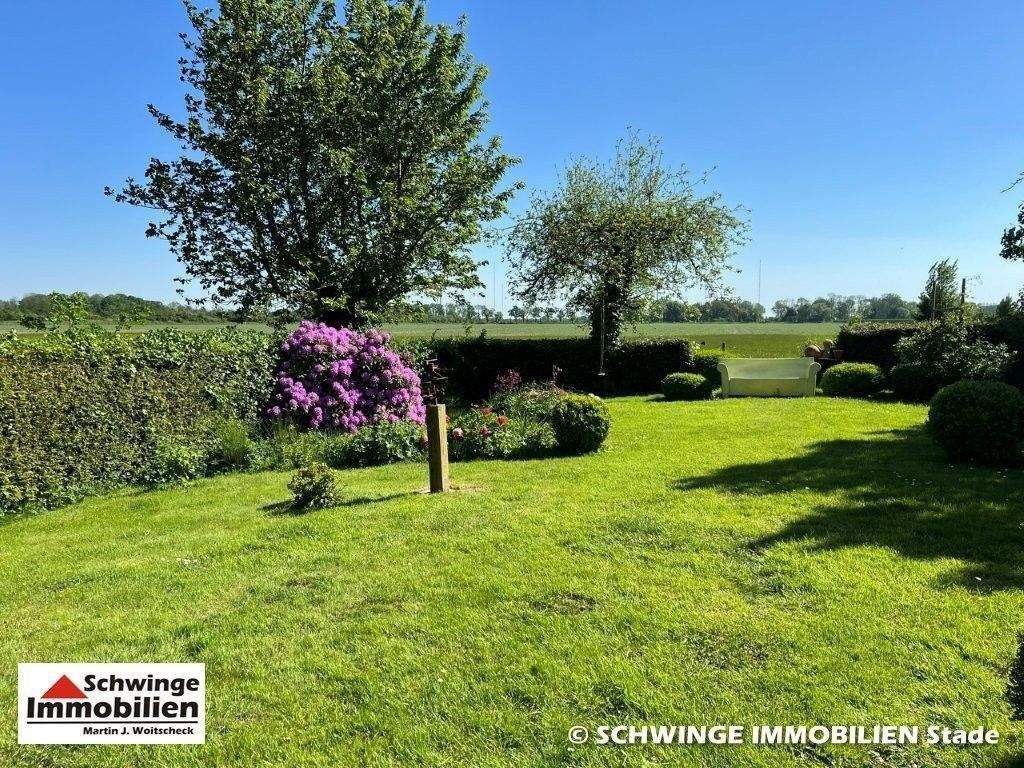 Einziehen und Wohlfühlen: 130 m² Landhaus in Krummendeich an der Elbe zu verkaufen. – Krummendeich – Vorschaubild 3