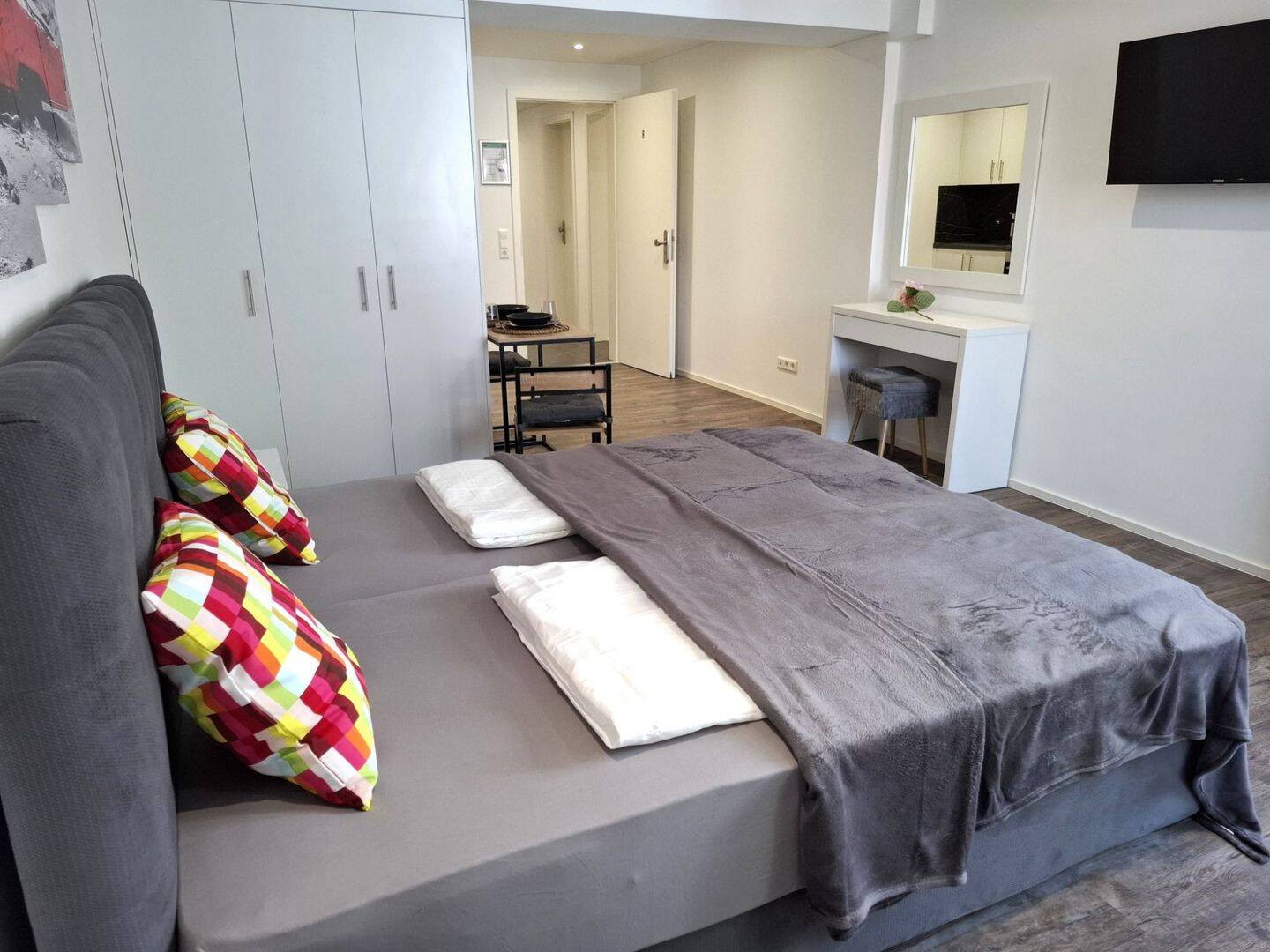 Möbliertes Apartment Reutlingen mieten auf Zeit - Boardinghaus Echaz Center – Reutlingen – Vorschaubild 2