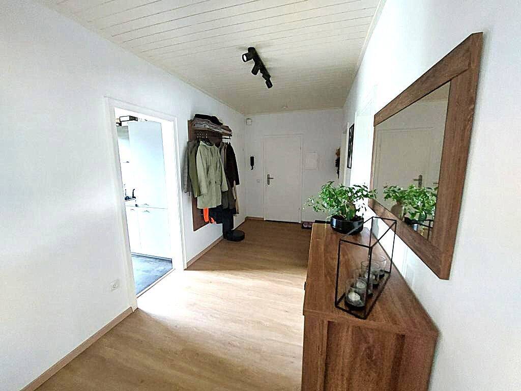 4,5 Raum Whg. mit großer Terrasse in ruhiger Grünlage nähe Schloss Borbeck – Essen – Vorschaubild 3