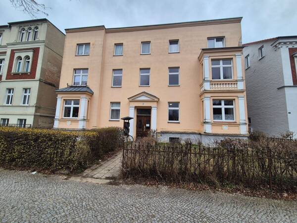 Mehrfamilienhaus in 17235 Neustrelitz mit 489 m² kaufen