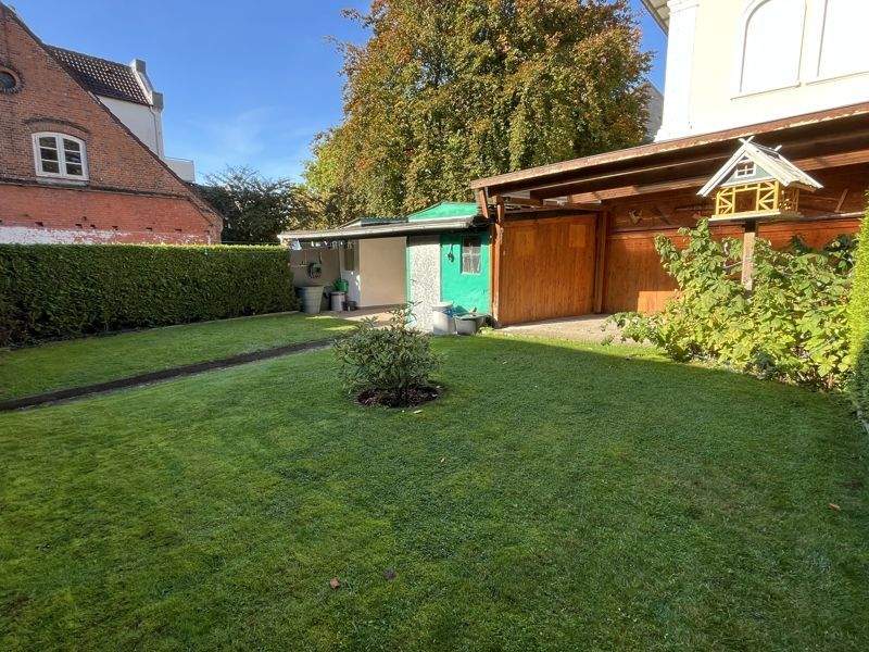 Teilmodernisiertes Wohn- und Geschäftshaus in Innenstadtlage von Itzehoe – Itzehoe – Vorschaubild 2
