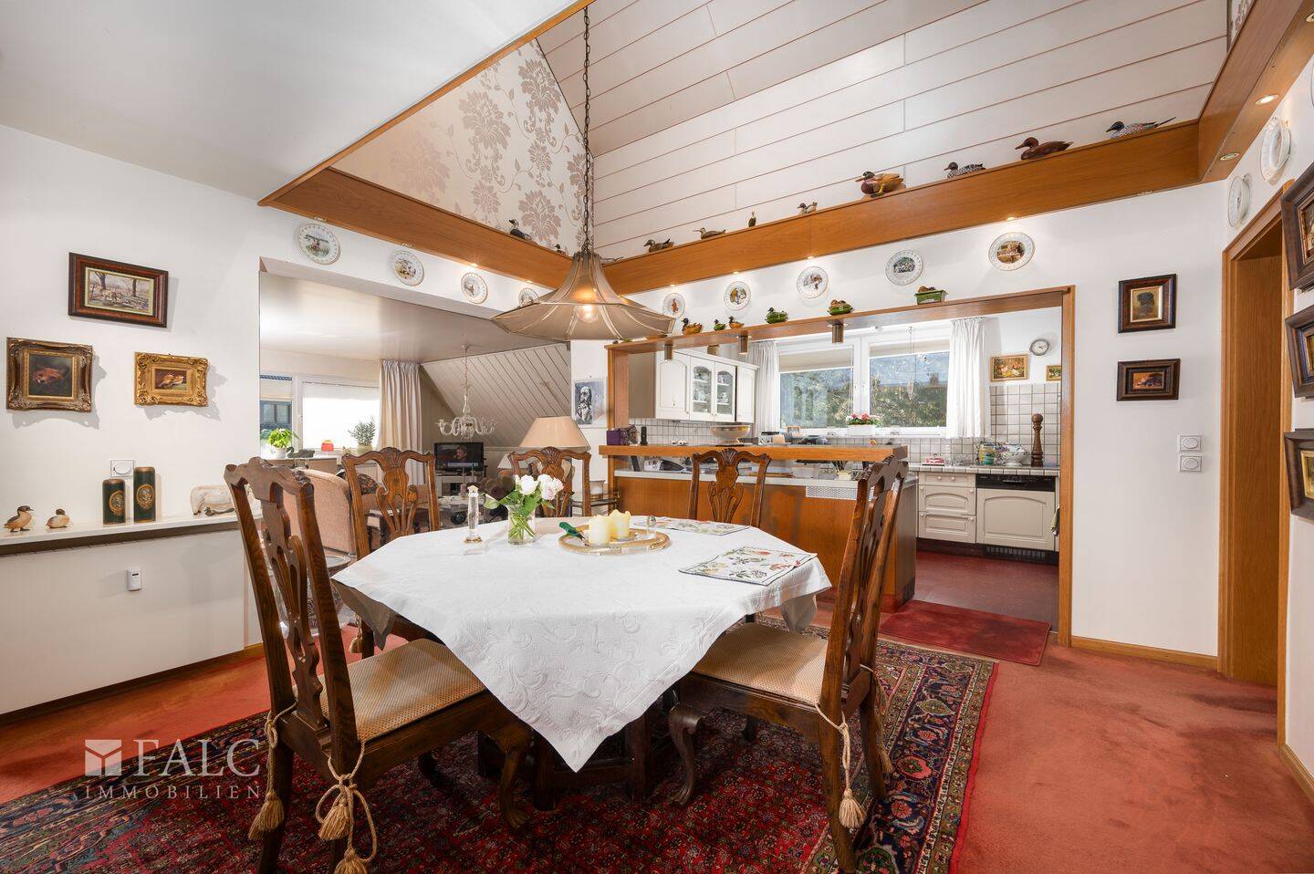 Ein Zuhause mit Charakter: Dachgeschoss-Maisonette in Essen-Haarzopf – Essen – Vorschaubild 2