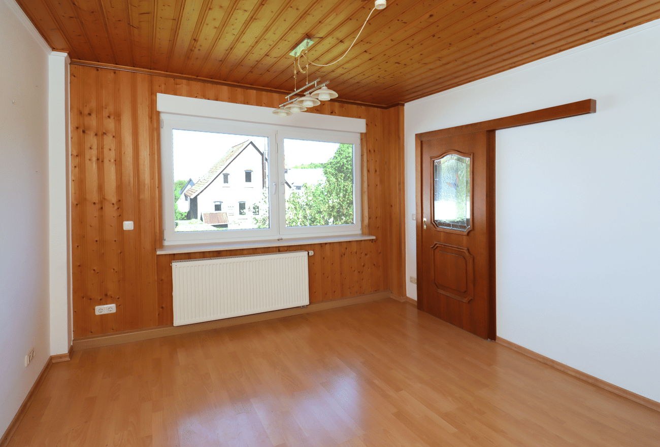 Idyllisches Blockhaus in Hanglage - Exklusives Wohnen mit Traumgarten und Teichanlage – Obernkirchen – Vorschaubild 5