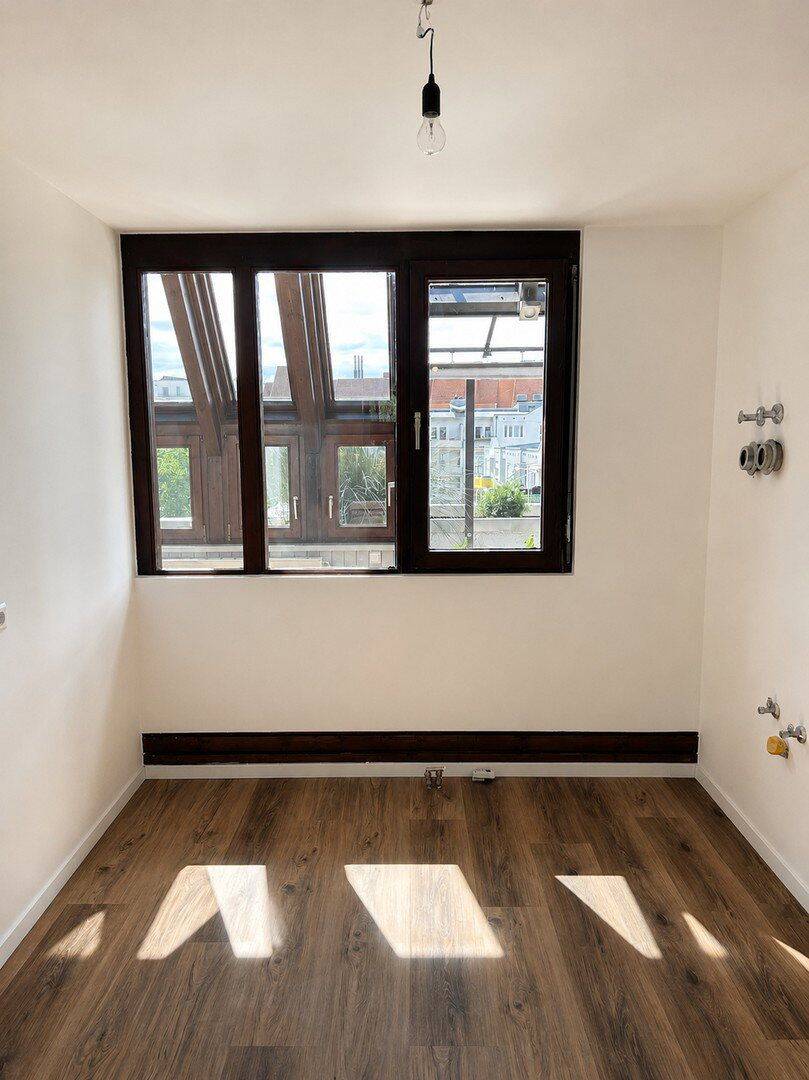 Dachterrassenwohnung im Herzen von Böblingen - 4 Zimmer – Böblingen – Vorschaubild 9