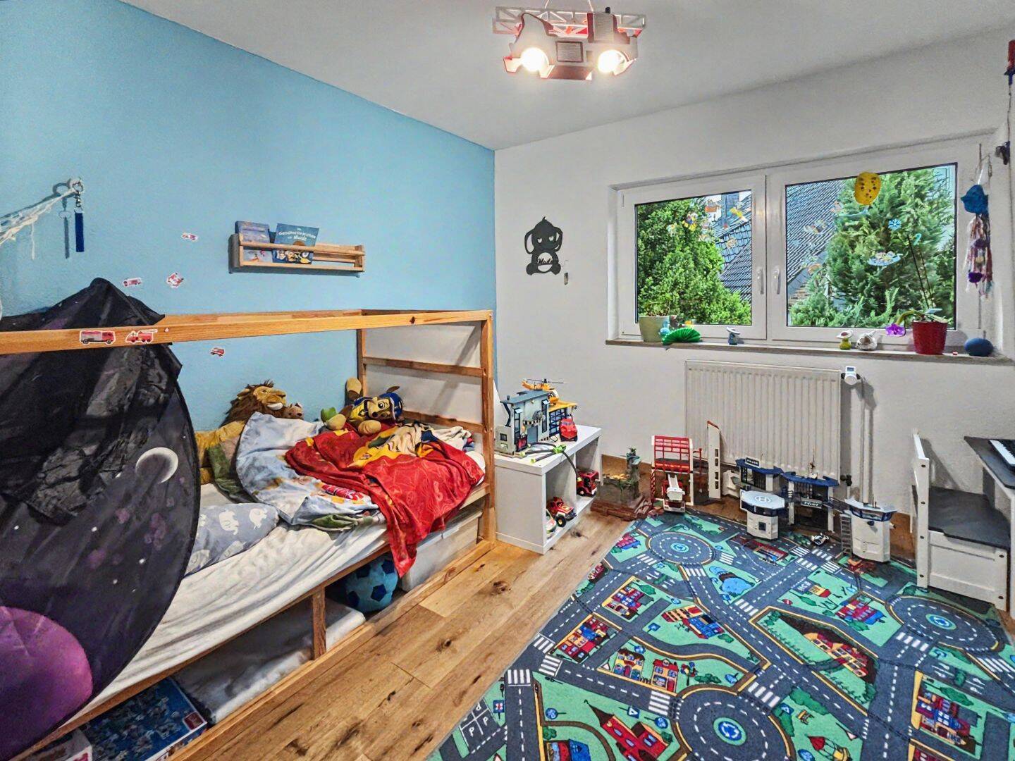 Modernes Familienhaus in begehrter Spielstraße von Sterkrade - 5 Zimmer und Kamin – Oberhausen – Vorschaubild 8