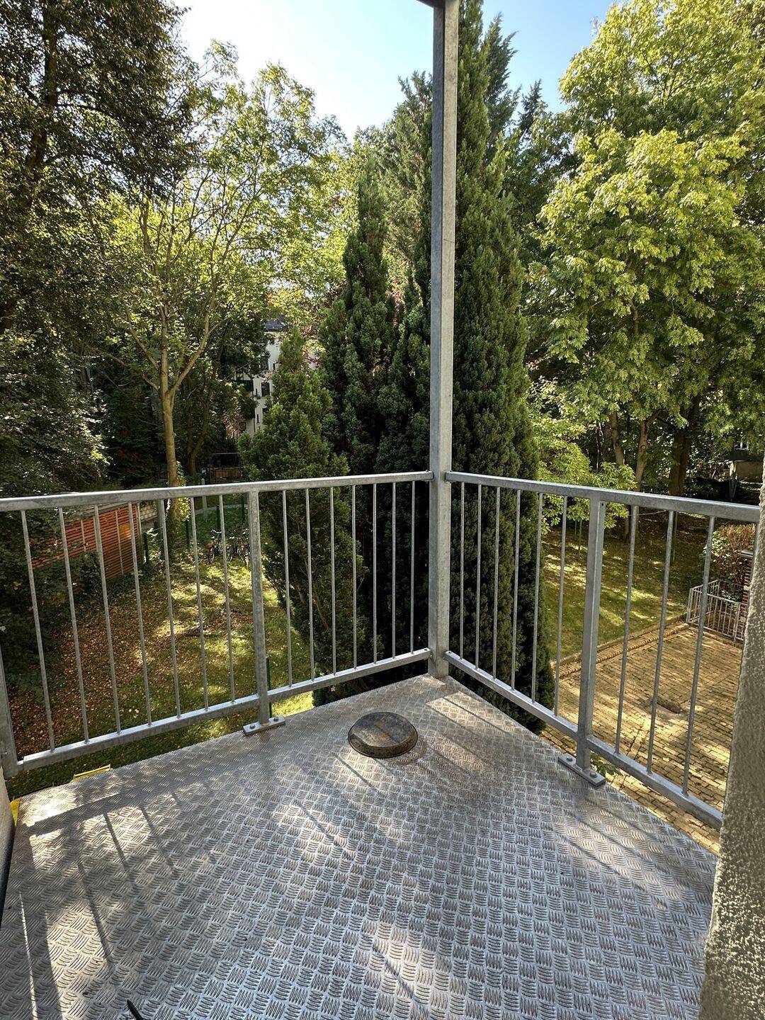 Helle 3-Raum-Wohnung mit Balkon in Sellerhausen-Leipzig!