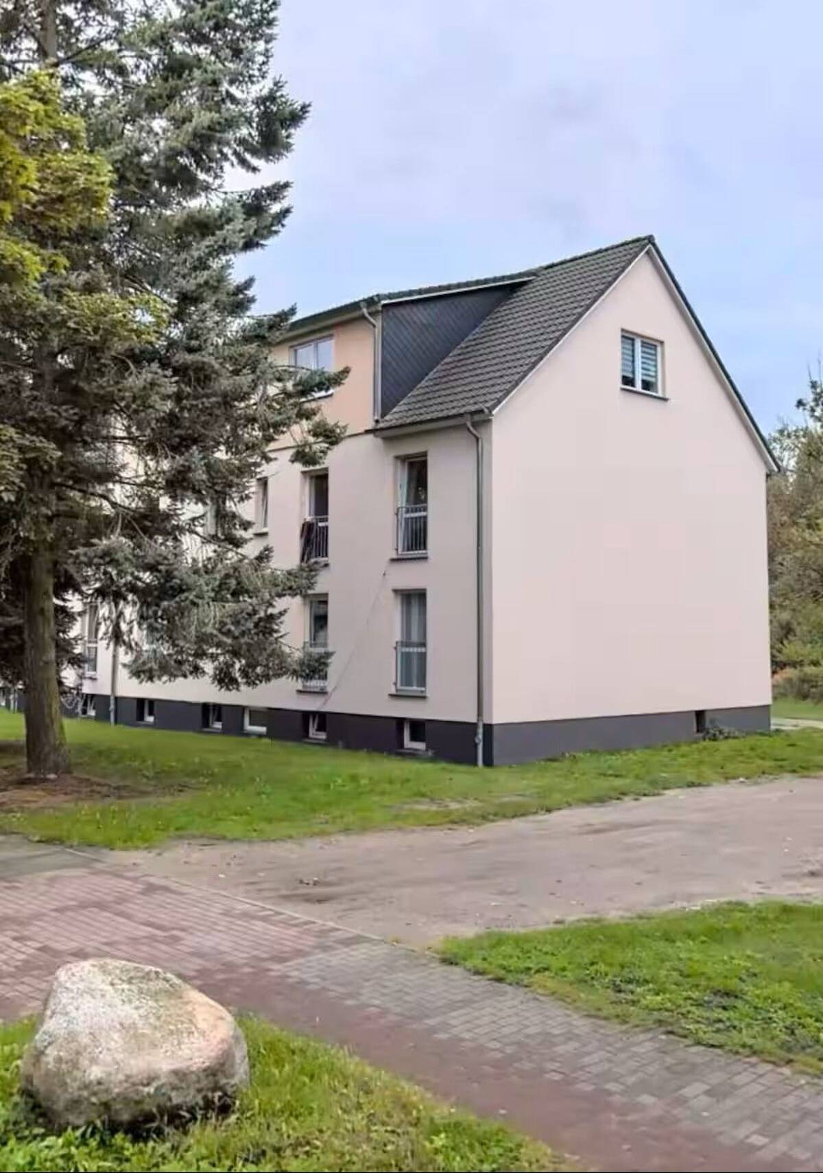 moderne Wohnung in Peenemünde zu verkaufen – 17449 Peenemünde – Bild 1 von 8
