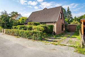 Großzügiges freist. Einfamilienhaus mit Garage und sonnigem Garten – 28755 Bremen – Vorschaubild 2