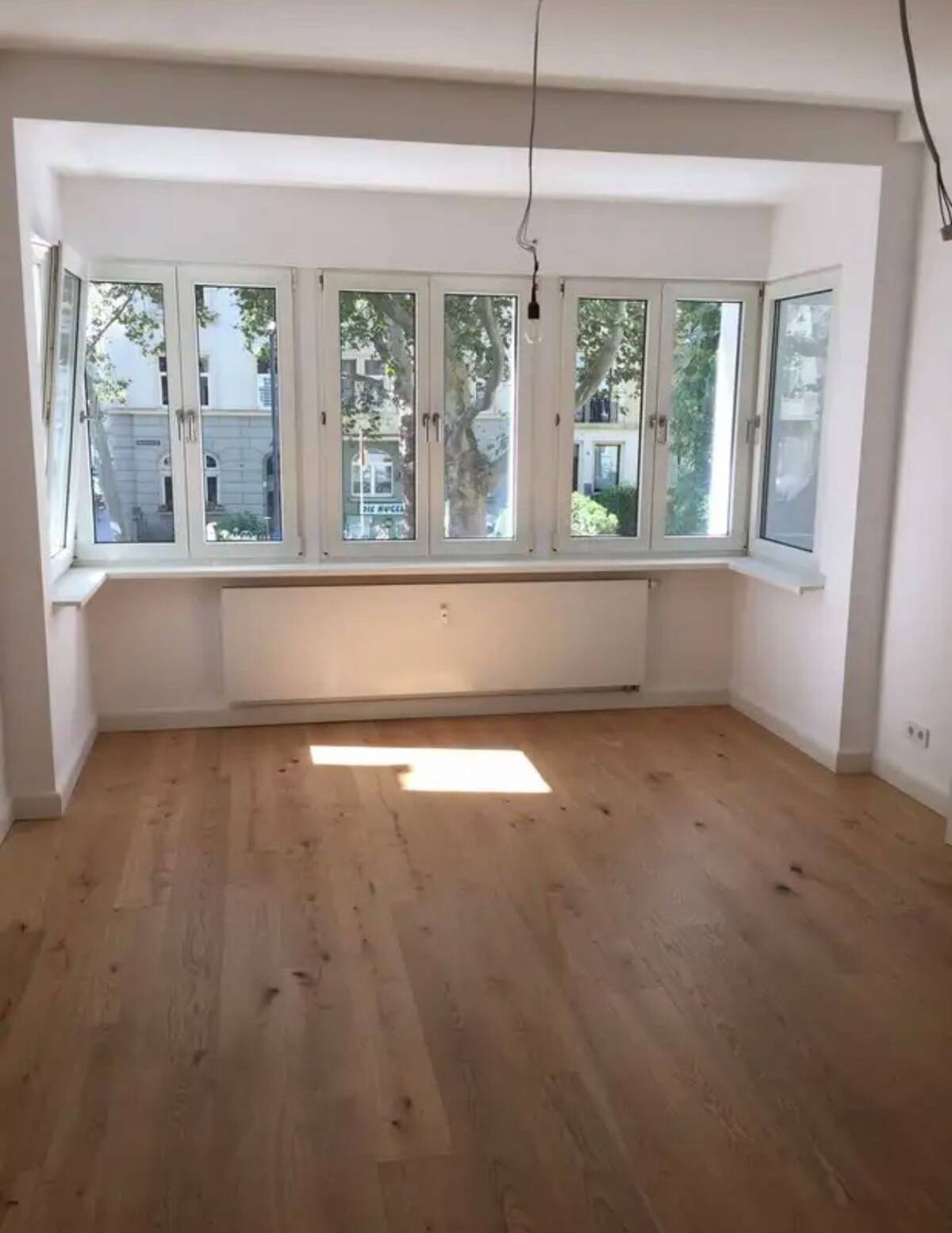 2er WG - 2 Zimmer mit 34qm - in 120qm Altbauwohnung (mit 4 Zimmern) – 55118 Mainz – Bild 1 von 5