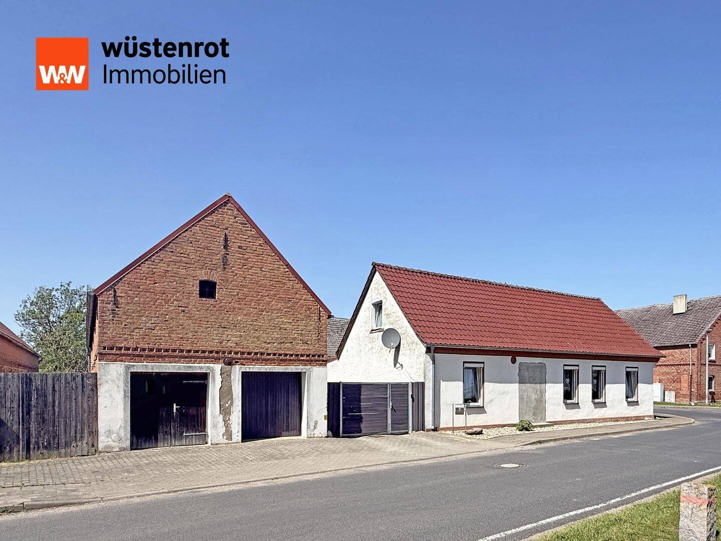 MIT WÄRMEPUMPE UND PHOTOVOLTAIK: VIERSEITEN-MEHRGENERATIONENHOF MIT VIEL PLATZ FÜR MENSCH UND TIER – Randowtal – Vorschaubild 4