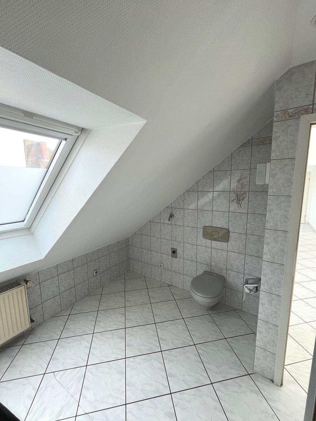 2,5-ZKB Dachgeschosswohnung im Nauwieser Viertel – Rotenbergstraße, Saarbrücken – Saarbrücken – Vorschaubild 9