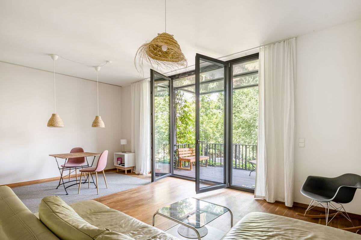 Zeitgemäßes Wohnen in den Berliner Fahrradlofts zwischen Victoriastadt und Rummelsburger Bucht – 10317 Berlin – Bild 1 von 9