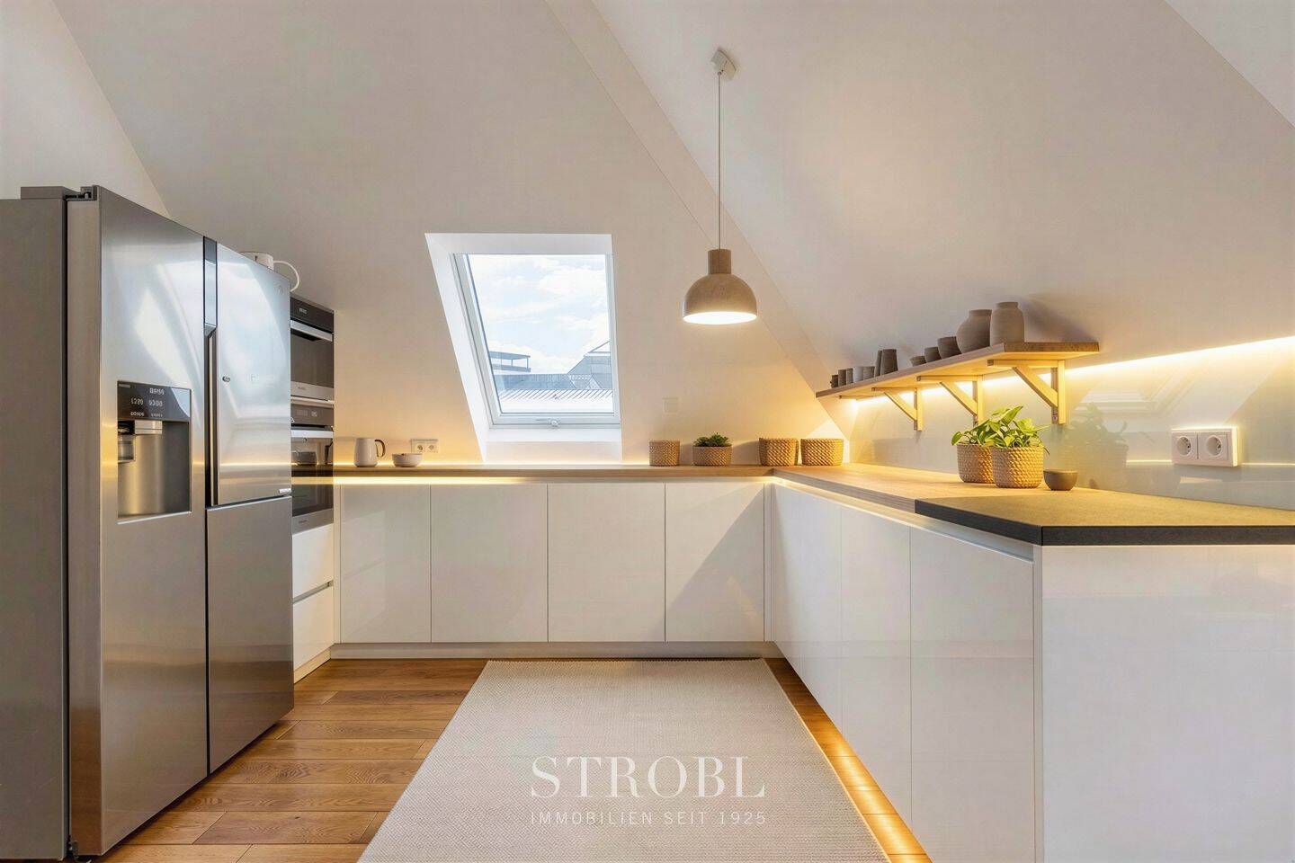 FLAIR | 4-Zimmer-Penthouse mit Dachterrasse in der Menterschwaige – München – Vorschaubild 4