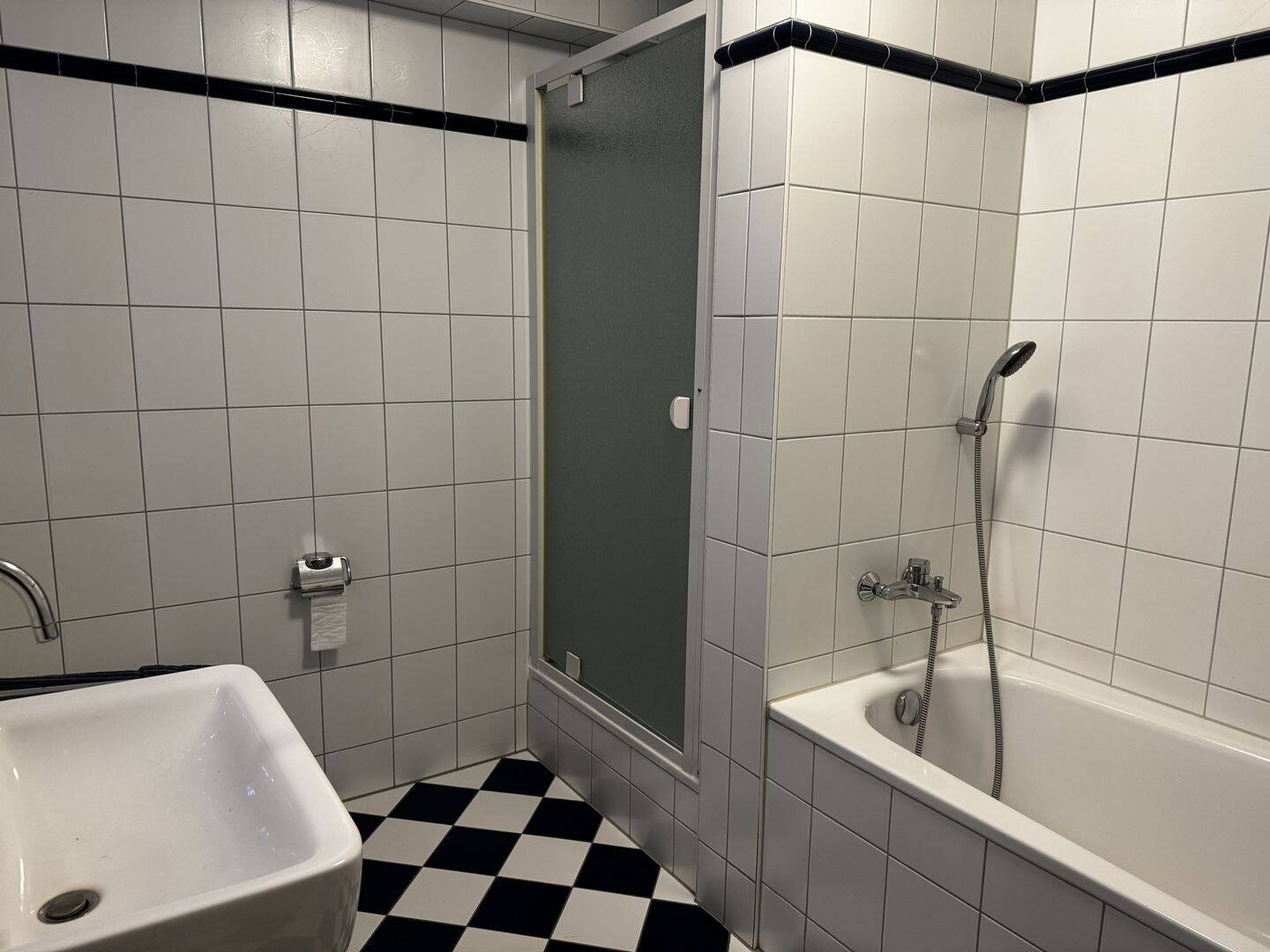 Helle und moderne Maisonette Wohnung mit 2 Balkonen und Stellplatz - nähe Nippesser Tälchen – Köln – Vorschaubild 7