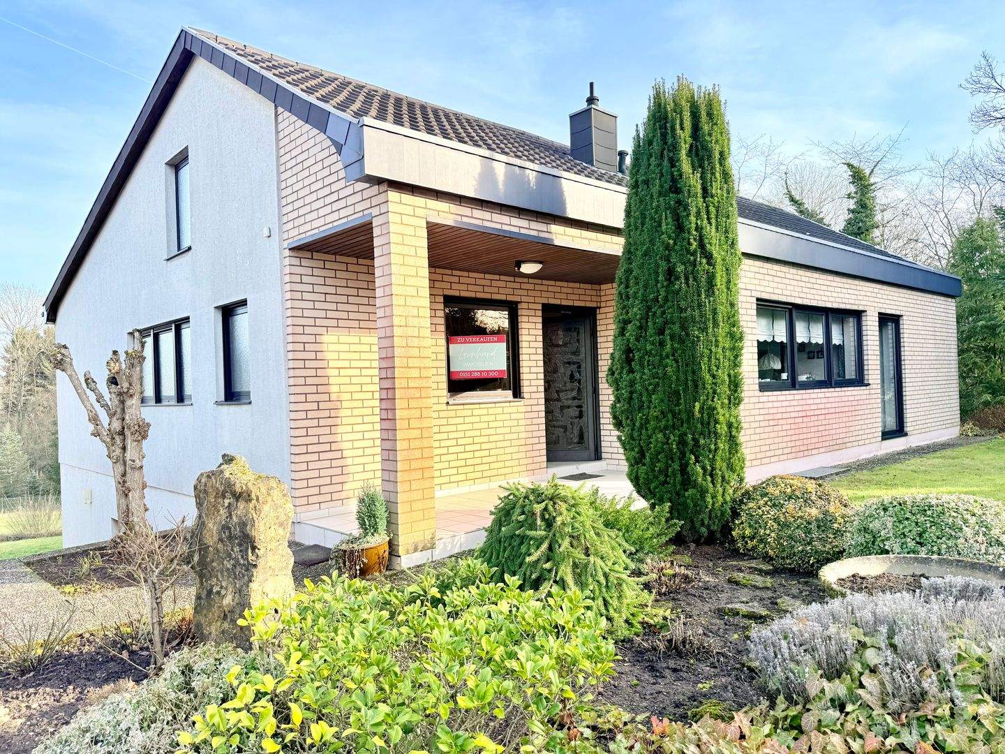 Ruhiges Familienhaus mit Einliegeroption – Merzig – Bild 1 von 9